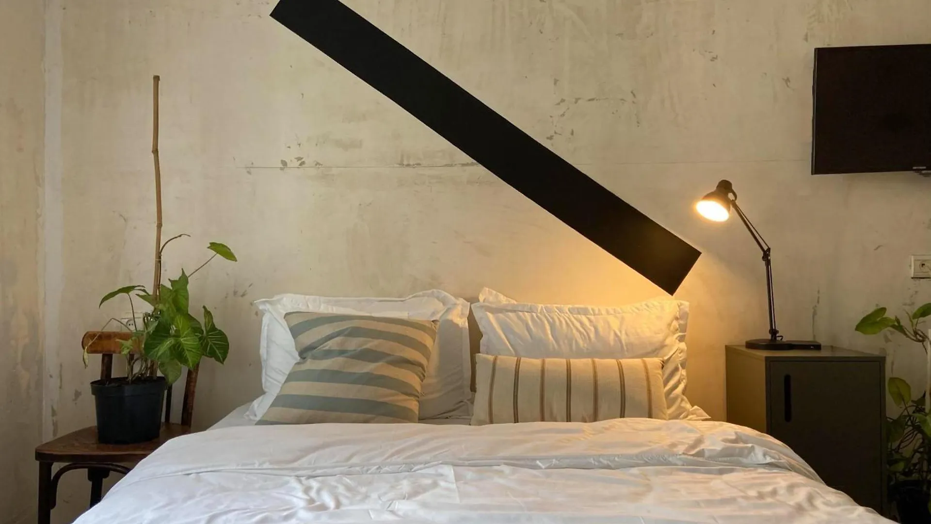 Hostal Capsula Albergue Tiflis